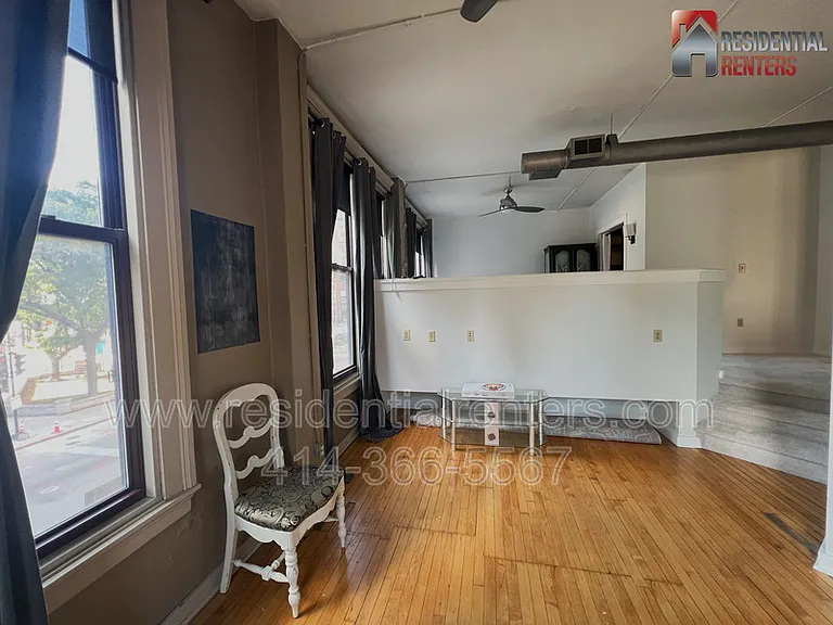 108 W Wells St #2D — Photo 11