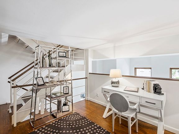 4th image of 305 2nd Ave APT 343