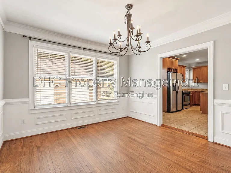 14 Whitefoord Ave NE — Photo 4