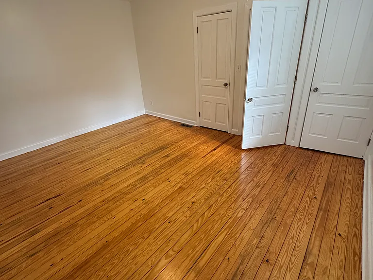 127 Jones St — Photo 24