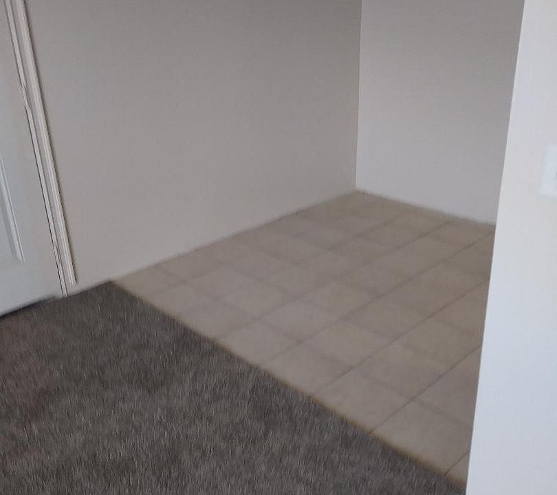 2nd image of 4314 Vfw Dr APT 13