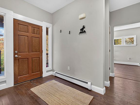 2nd image of 52 Cotton Hill Road