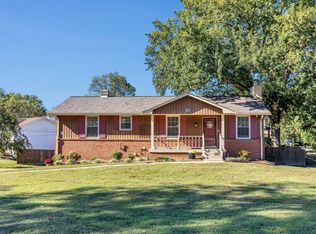 900 Cointreau Dr, Hermitage, TN 37076