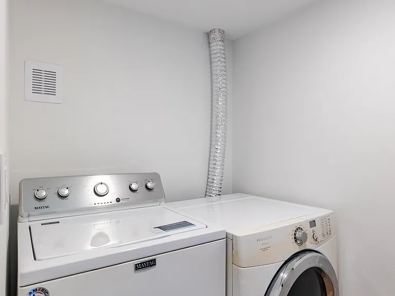 12053 Hiram Pl NE #B — Photo 18