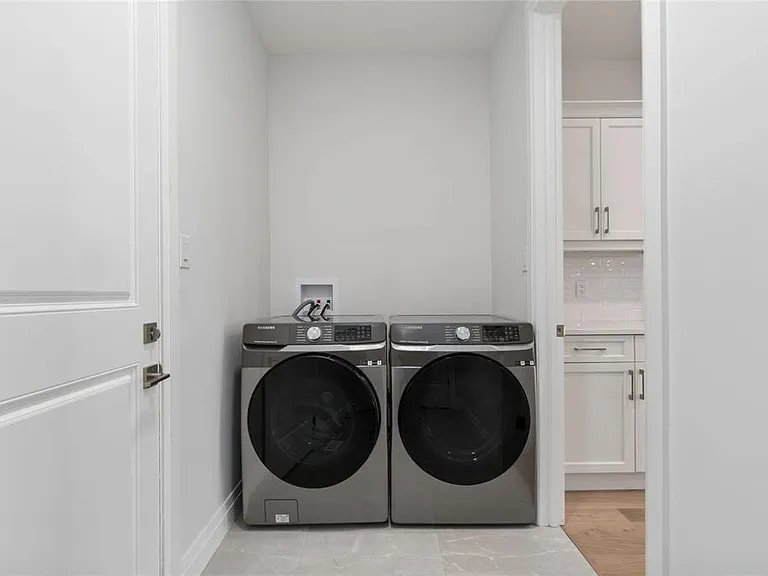 608 Sweetbay Cres #3 — Photo 7