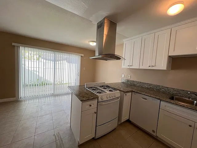 2649 Andover Ave #2 — Photo 1