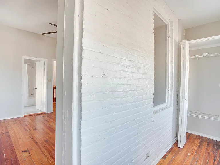 500 S East Ave — Photo 22