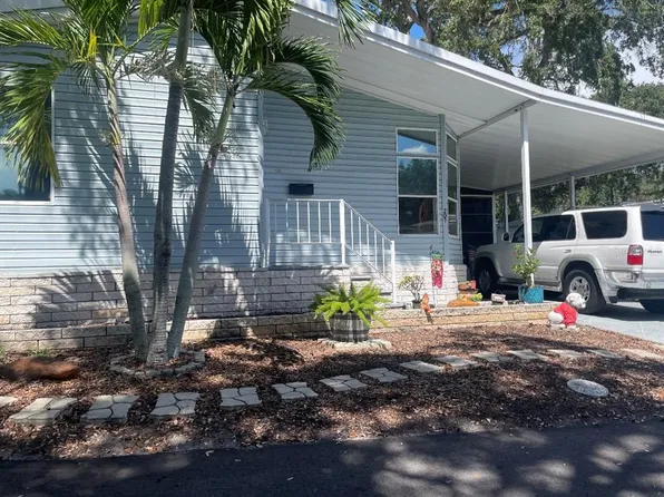 585 Sky Harbor Dr Lot 207, Clearwater, FL 33759