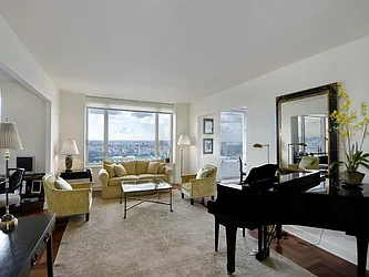 Rented by Sotheby's International Realty