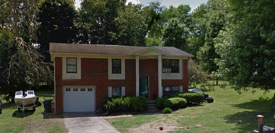 1st image of 920 Delores Dr