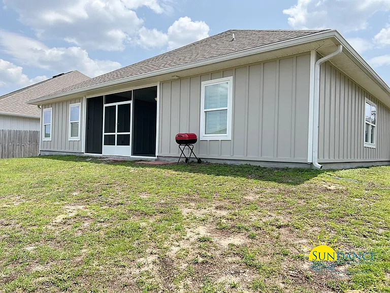 508 Mary Lou Way — Photo 32