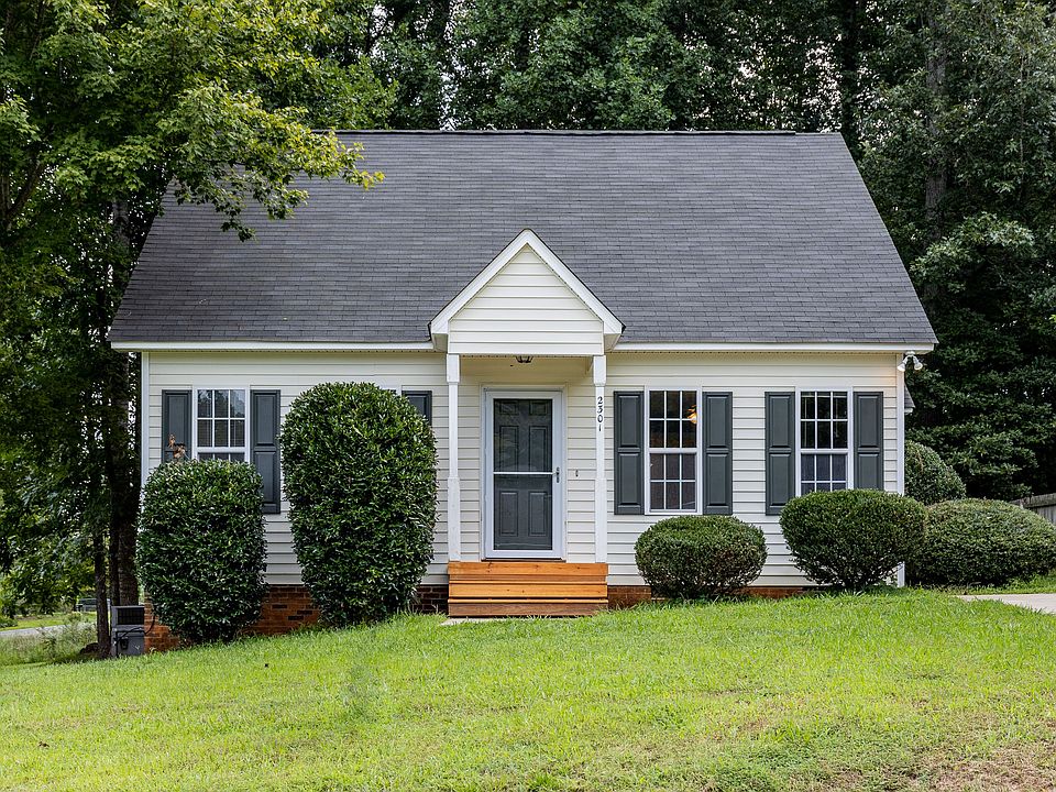 1st image of 2301 Red Oak Ct