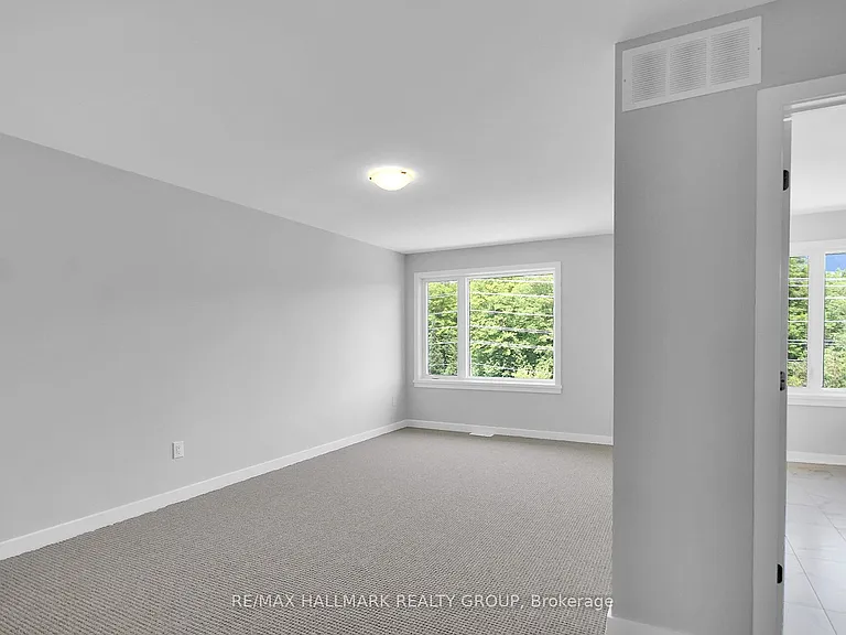 749 Newstead Cres — Photo 27