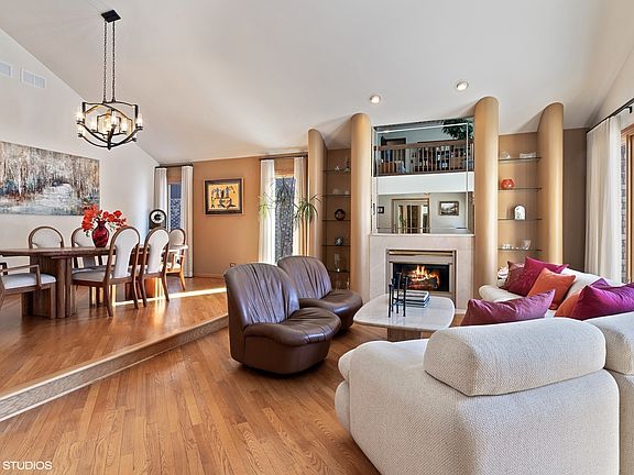 3rd image of 416 McKone Ct