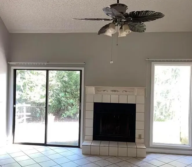 4108 Hanging Moss Ct — Photo 9