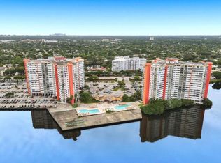 1301 NE Miami Gardens Dr APT 202W, Miami, FL 33179