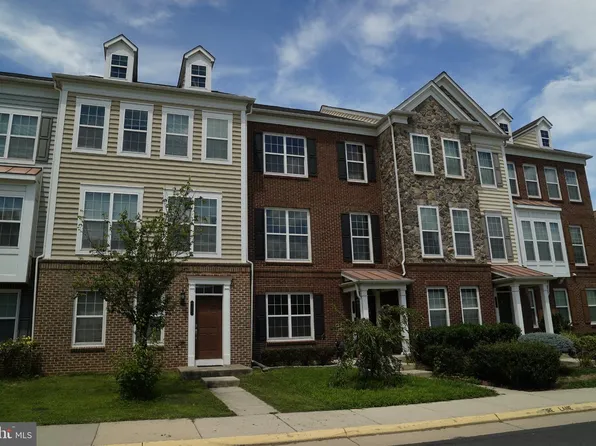 43610 McKay Ter, Chantilly, VA 20152