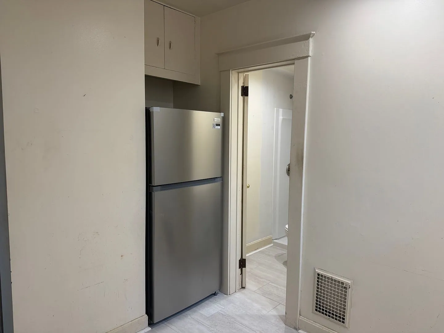 3943 Elsmere Ave — Photo 4