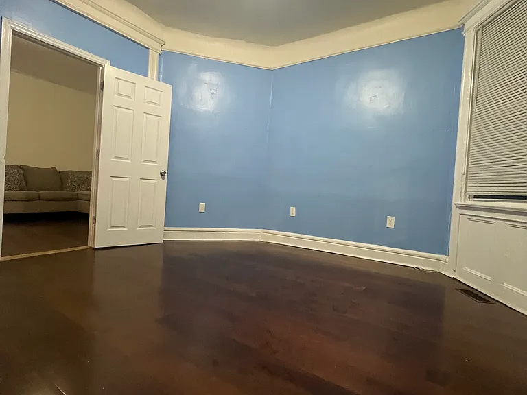 891 S 18th St #1 — Photo 12