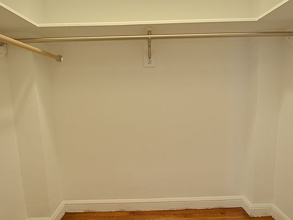 5th image of 287 Amsterdam Ave #407
