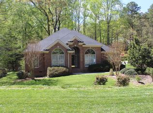 8917 Oxbridge Ct, Raleigh, NC 27613