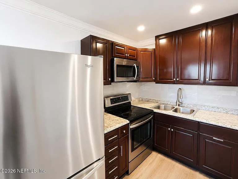 4666 Ken Knight Dr N — Photo 6