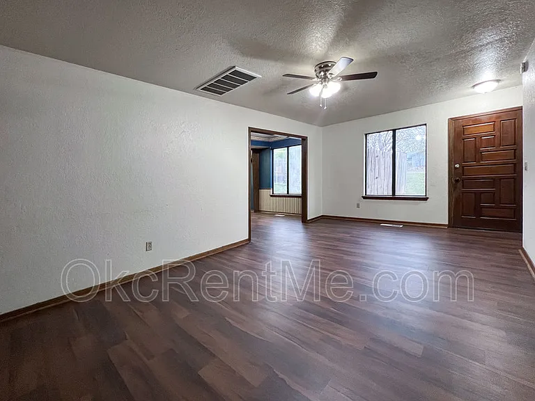 6801 Chisholm Ct — Photo 26