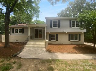 10931 Osprey Dr, Charlotte, NC 28226