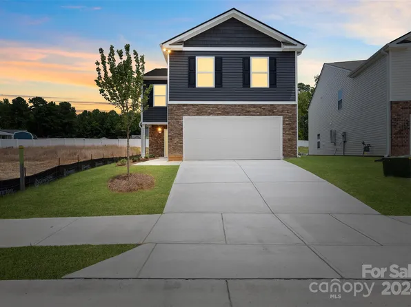 1019 20th Avenue Loop SE, Hickory, NC 28602
