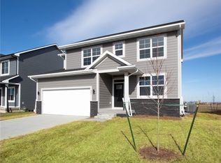 465 NW Compass Ave, Waukee, IA 50263