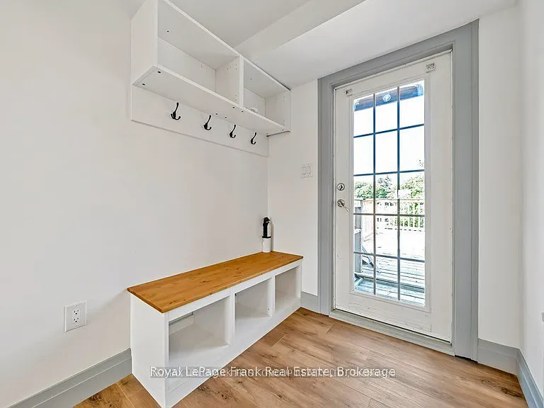 622 Simcoe St N #3 — Photo 2
