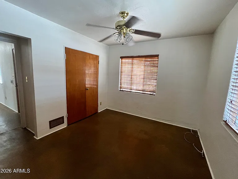 117 N Sawtelle Ave — Photo 31
