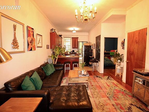 2nd image of 612 President St #1GARDEN