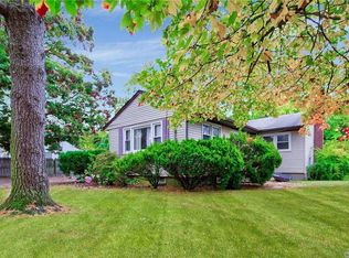 78 Brooklyn Ave, Wyandanch, NY 11798