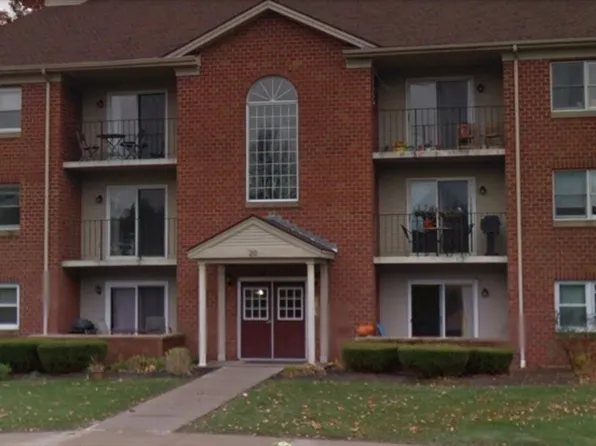 20 Maple Crest Cir APT I, Holyoke, MA 01040