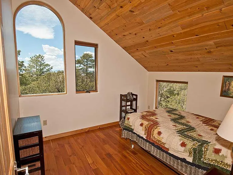 Upper Bedroom