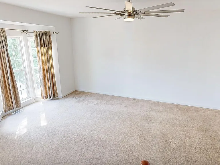 60 River Ln — Photo 11