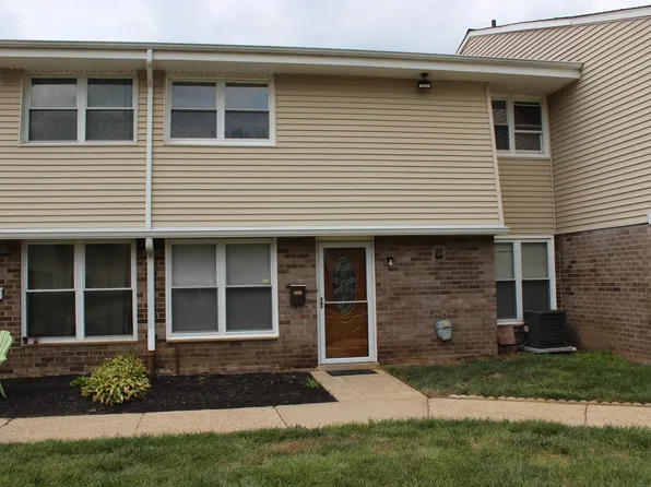 3850 Woodhaven Rd Unit 810, Philadelphia, PA 19154