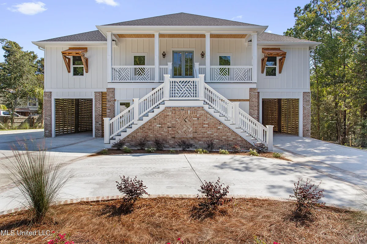 Building Photo - 1180 Iola Rd