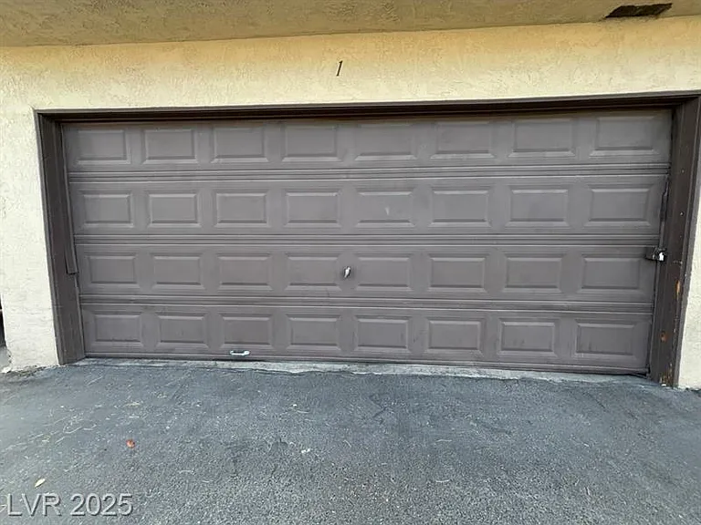 2938 Karen Ave #1 — Photo 4