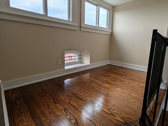 2nd image of 286 W McMicken Ave #7