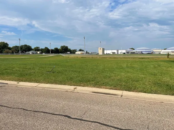 Glynn Ave NE, Grand Meadow, MN 55936