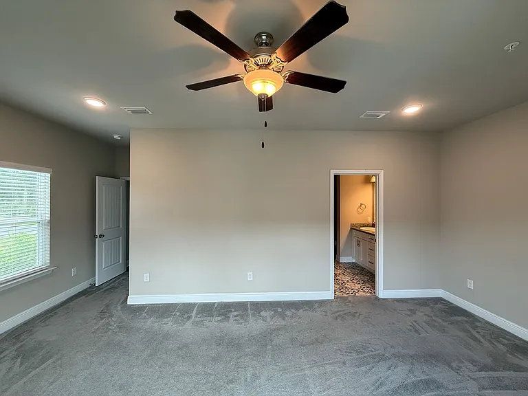 9801 Nature Creek Blvd — Photo 7
