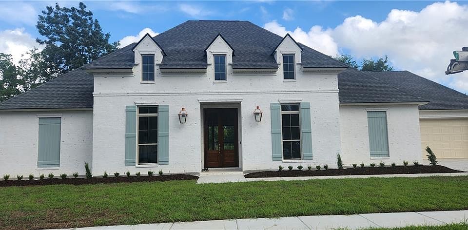1st image of 168 River Place Dr