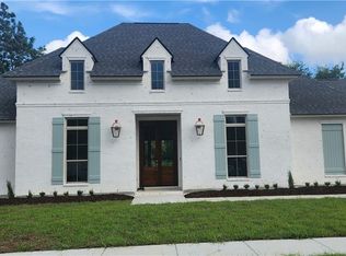 168 River Place Dr, Hahnville, LA 70057