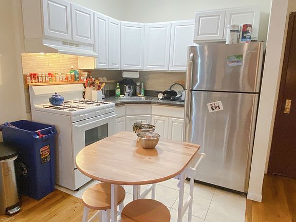 3rd image of 651 Marcy Ave #3RR