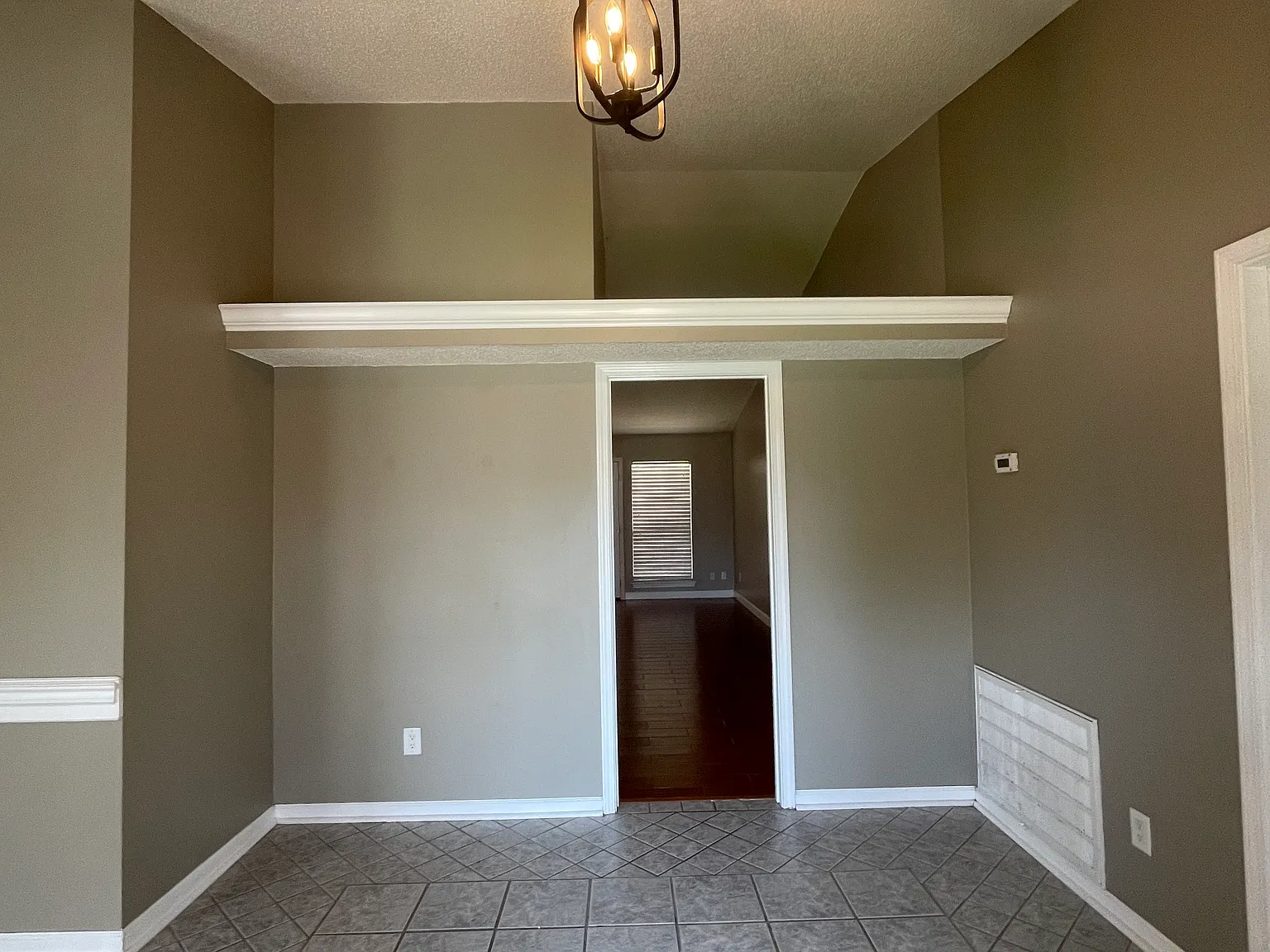 613 Aurora Oaks Dr — Photo 2