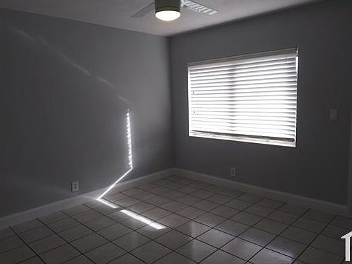2nd image of 27 NE 23rd Ave