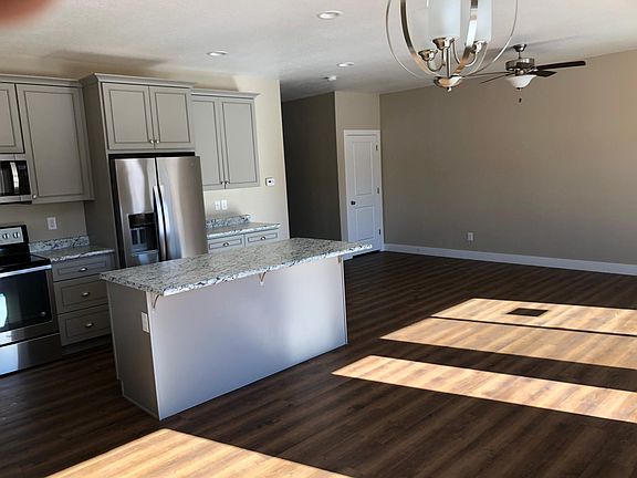 Kitchen - looking from the dining area into the living area