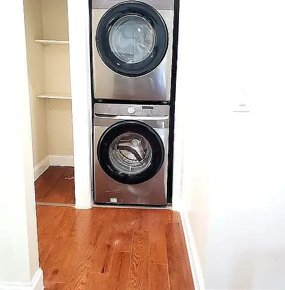 332 Stegman Pkwy #B — Photo 4
